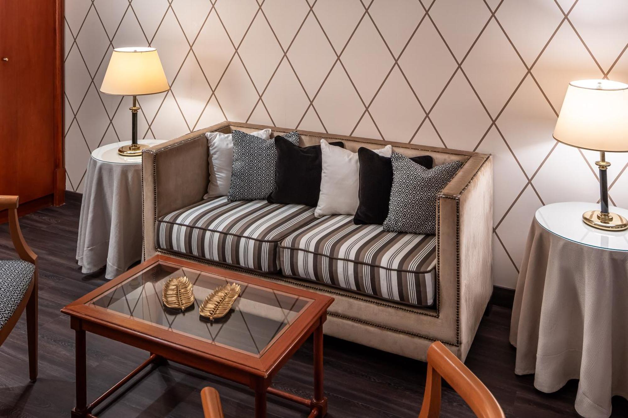 Starhotels Majestic Turin Bagian luar foto