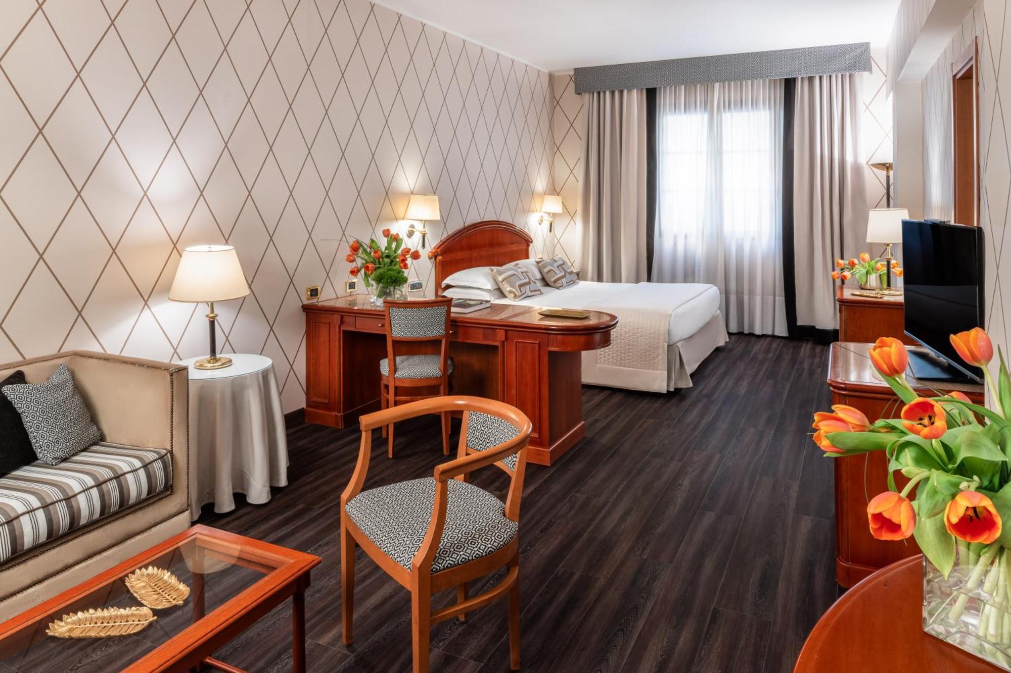 Starhotels Majestic Turin Bagian luar foto