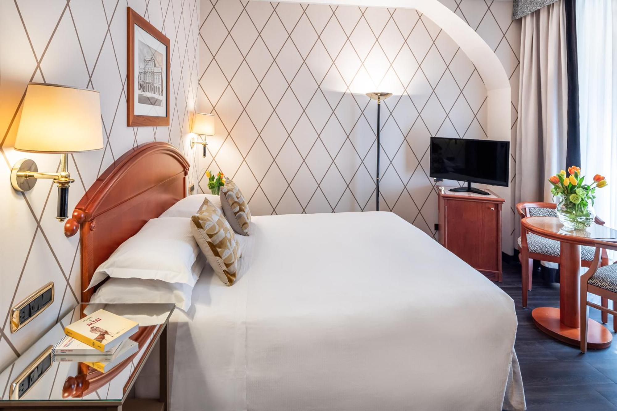 Starhotels Majestic Turin Ruang foto